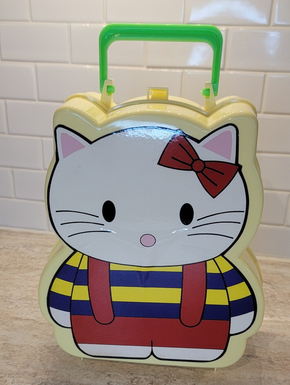 Vintage Hello Kitty yellow lunchbox With Thermos